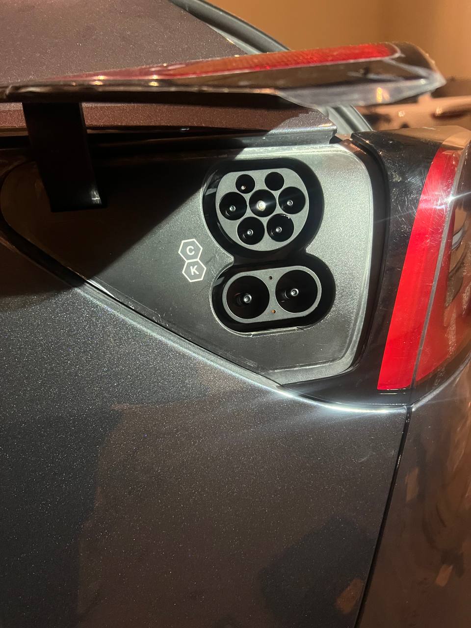 port-tesla-eu